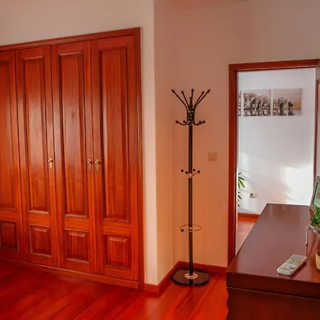 Martins House T4 Espiunca